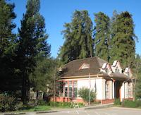Historic Old School House.JPG