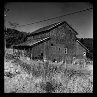 BUI-081d_Hatfield barn.jpg