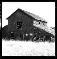BUI-082d_Hatfield barn.jpg